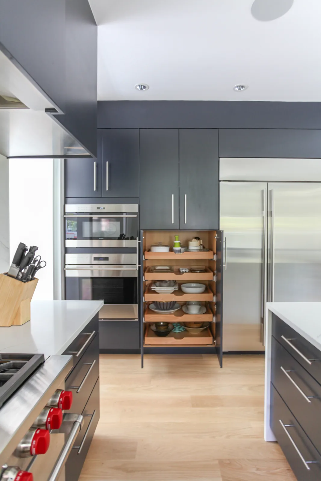 Kitchen cabinets Newington CT installation by Kitchenique